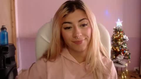 Snapshot of jean_monroe chatting on 12-05-24, 07:38 Jean online show from 12-05-24, 07:38