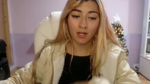 Snapshot of jean_monroe chatting on 12-09-24, 11:45 Jean online show from 12-09-24, 11:45