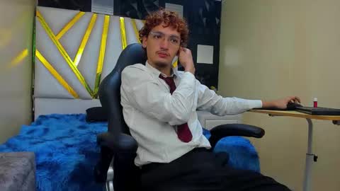 Jean Rodriguez online show from 03-26-26, 01:06