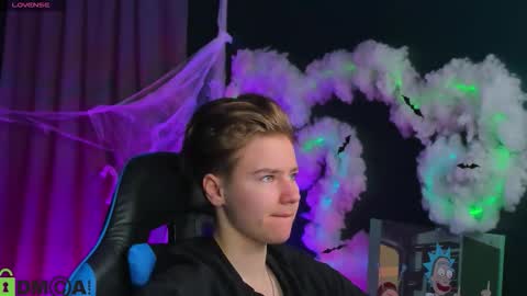 Snapshot of jean_wilsons chatting on 10-28-25, 11:03 jean_wilsons online show from 10-28-25, 11:03