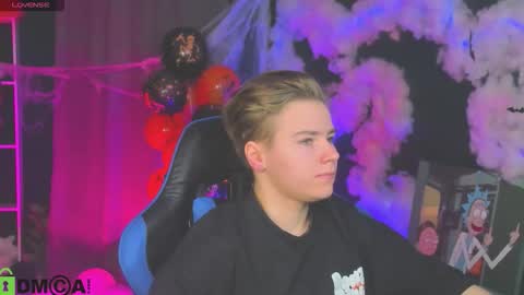 Snapshot of jean_wilsons chatting on 11-02-25, 11:12 jean_wilsons online show from 11-02-25, 11:12