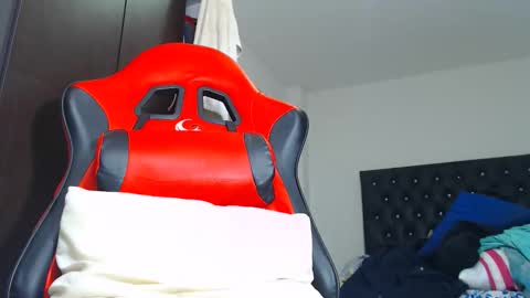 Snapshot of jeancarloscum chatting on 02-11-26, 11:43 Jean Carlos online show from 02-11-26, 11:43