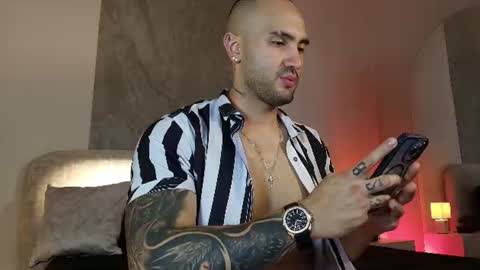 Jean Colleman online show from 06-19-26, 12:04