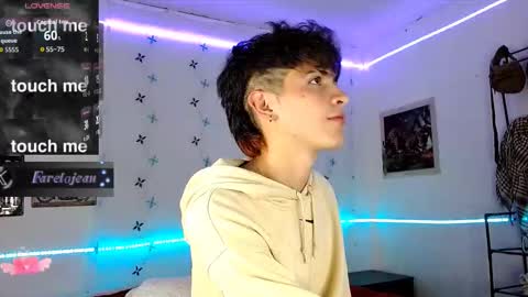 Jean online show from 09-21-25, 04:58