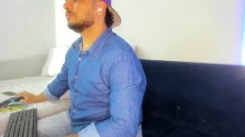 Jean alex  online show from 07-26-26, 12:19