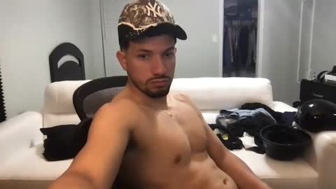 jeanwhitebianco online show from 10-20-25, 10:38