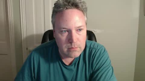 Snapshot of jeb5150 chatting on 12-08-24, 04:57 JE online show from 12-08-24, 04:57