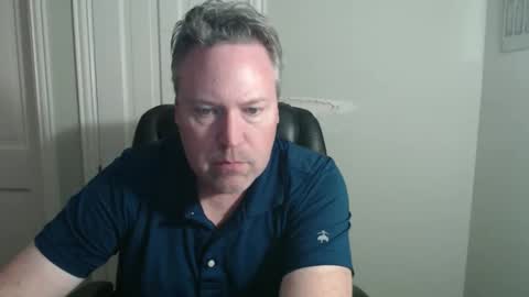 Snapshot of jeb5150 chatting on 12-21-25, 02:41 JE online show from 12-21-25, 02:41