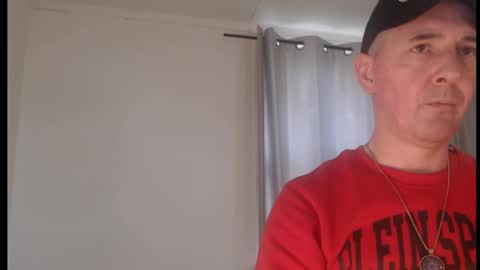 Snapshot of jed_ball chatting on 10-11-25, 04:05 jed_ball online show from 10-11-25, 04:05