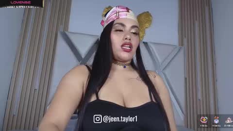 Snapshot of jeen_taylor chatting on 09-30-25, 08:58 Jeen Taylor online show from 09-30-25, 08:58