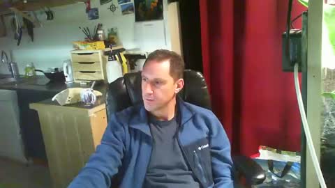 Snapshot of jef74700 chatting on 12-07-24, 06:54 Jrme online show from 12-07-24, 06:54