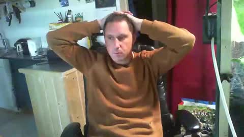 Snapshot of jef74700 chatting on 12-08-24, 09:24 Jrme online show from 12-08-24, 09:24