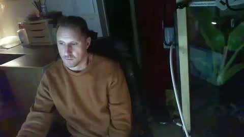 Snapshot of jef74700 chatting on 01-03-25, 04:27 Jrme online show from 01-03-25, 04:27
