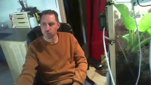 Snapshot of jef74700 chatting on 01-04-25, 09:32 Jrme online show from 01-04-25, 09:32