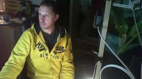 Snapshot of jef74700 chatting on 01-16-25, 03:45 Jrme online show from 01-16-25, 03:45