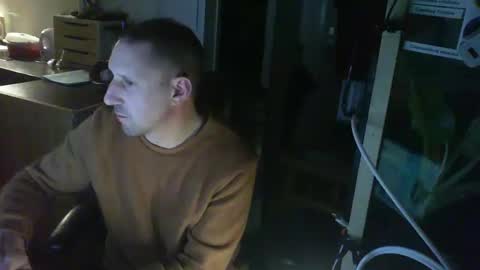 Snapshot of jef74700 chatting on 01-19-25, 04:57 Jrme online show from 01-19-25, 04:57