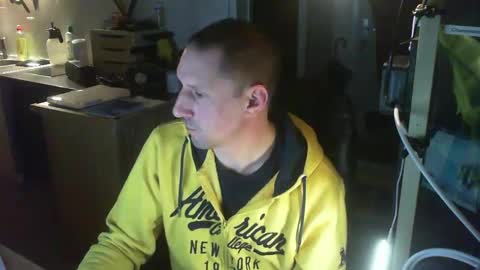 Snapshot of jef74700 chatting on 01-30-25, 03:33 Jrme online show from 01-30-25, 03:33