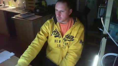Snapshot of jef74700 chatting on 01-31-25, 04:03 Jrme online show from 01-31-25, 04:03
