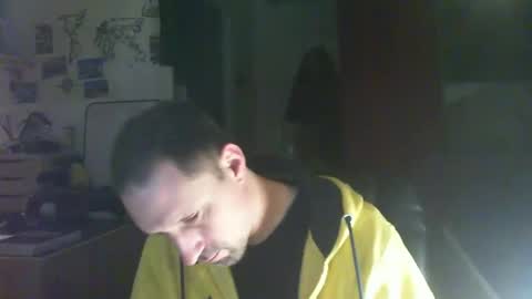 Snapshot of jef74700 chatting on 02-12-25, 04:54 Jrme online show from 02-12-25, 04:54