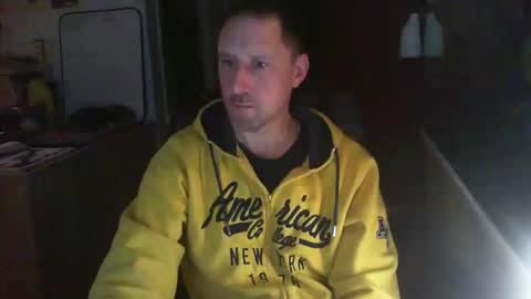 Snapshot of jef74700 chatting on 02-17-25, 03:47 Jrme online show from 02-17-25, 03:47