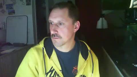 Snapshot of jef74700 chatting on 02-28-25, 05:37 Jrme online show from 02-28-25, 05:37