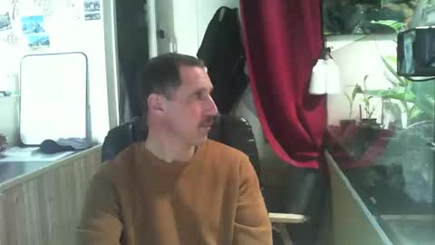 Snapshot of jef74700 chatting on 03-01-25, 01:29 Jrme online show from 03-01-25, 01:29