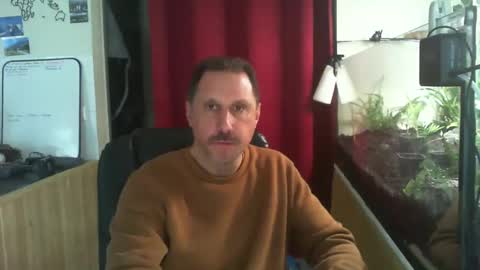 Snapshot of jef74700 chatting on 03-09-25, 08:40 Jrme online show from 03-09-25, 08:40