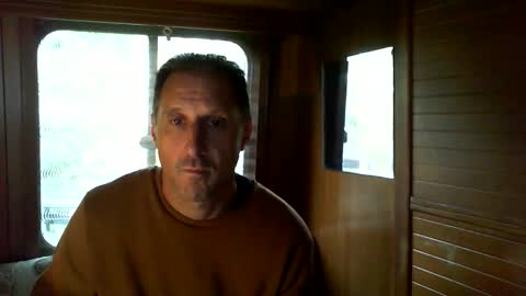 Snapshot of jef74700 chatting on 05-13-26, 06:55 Jrme online show from 05-13-26, 06:55