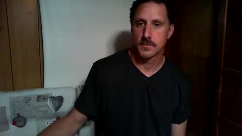 Snapshot of jef74700 chatting on 06-01-26, 05:31 Jrme online show from 06-01-26, 05:31