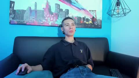 Snapshot of jefer_rick chatting on 01-04-25, 12:37 Jeff online show from 01-04-25, 12:37