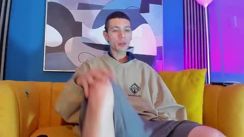 Snapshot of jefer_rick chatting on 02-18-25, 04:04 Jeff online show from 02-18-25, 04:04