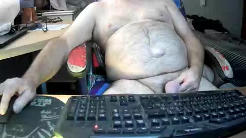 Snapshot of jeff_40962 chatting on 03-08-26, 03:05 Jeffrey Sinclair online show from 03-08-26, 03:05