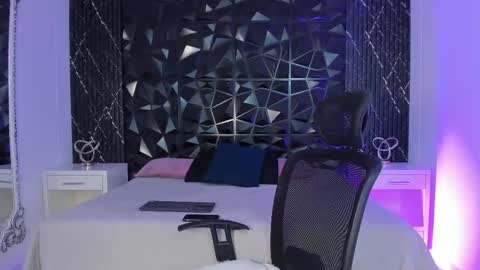 Jeff online show from 10-06-25, 08:06