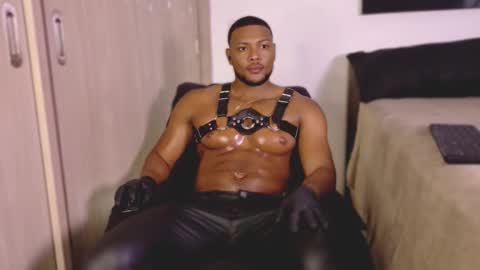 jeicowesst online show from 12-22-25, 07:55