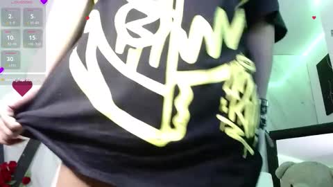 Snapshot of jeimy_garcia chatting on 09-15-25, 12:05 Jeimy Garca online show from 09-15-25, 12:05