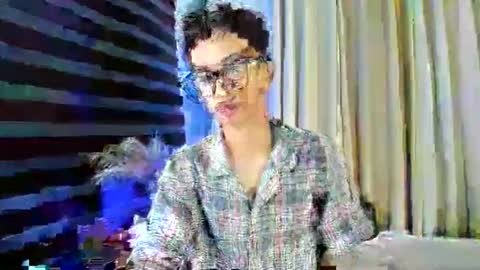JELicious online show from 05-11-26, 07:25