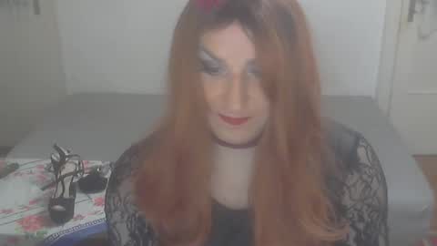 Jellena online show from 10-31-25, 06:20