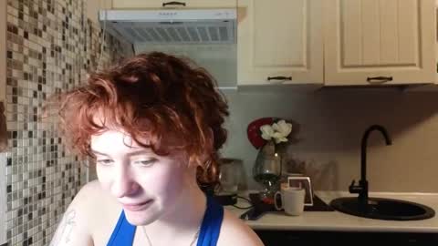 Snapshot of jelly_cherry chatting on 06-06-26, 09:08 Emily online show from 06-06-26, 09:08