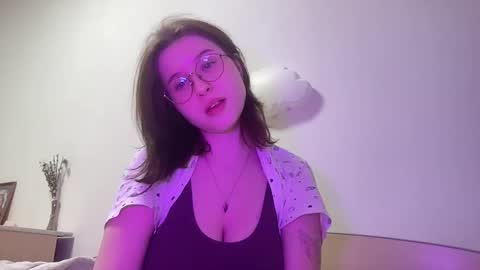 Snapshot of jelly_gum chatting on 01-25-25, 05:51 Inna online show from 01-25-25, 05:51