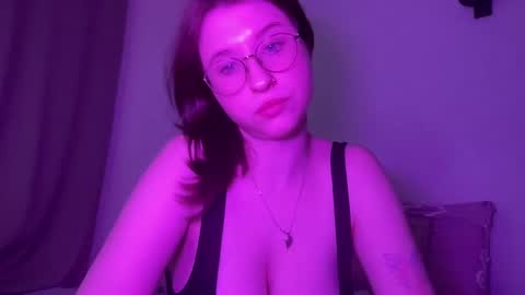 Snapshot of jelly_gum chatting on 01-30-25, 07:04 Inna online show from 01-30-25, 07:04