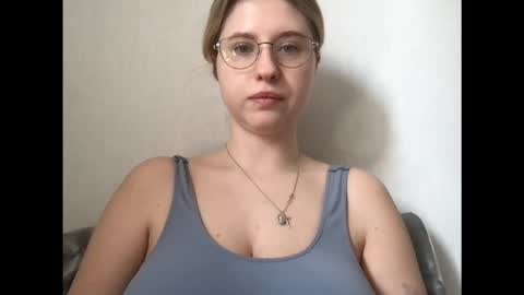 Inna  online show from 03-25-26, 08:09