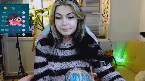 Snapshot of jelyaa chatting on 12-02-24, 11:23 Jelya online show from 12-02-24, 11:23