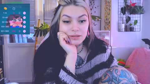 Snapshot of jelyaa chatting on 02-12-25, 12:55 Jelya online show from 02-12-25, 12:55