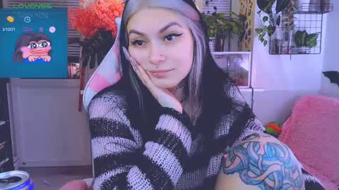 Snapshot of jelyaa chatting on 03-04-25, 03:26 Jelya online show from 03-04-25, 03:26