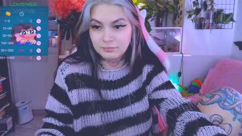 Snapshot of jelyaa chatting on 03-08-25, 03:13 Jelya online show from 03-08-25, 03:13