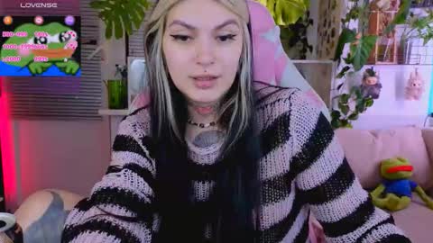 Snapshot of jelyaa chatting on 09-25-25, 04:21 Jelya online show from 09-25-25, 04:21