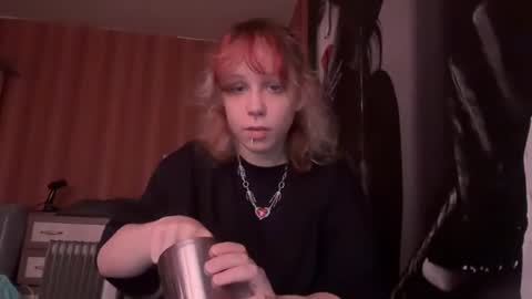 Snapshot of jenaehaby chatting on 07-20-26, 07:11 Jessica online show from 07-20-26, 07:11