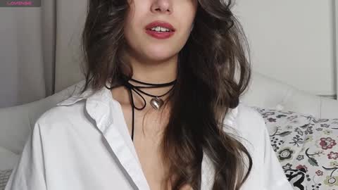 Snapshot of jenaloren chatting on 01-06-25, 07:09 Jena dont forget to thumbs up your rating is so important to me online show from 01-06-25, 07:09