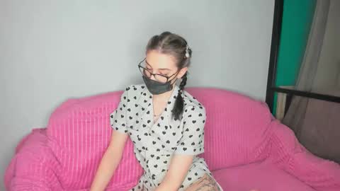 Molly online show from 03-10-26, 10:59