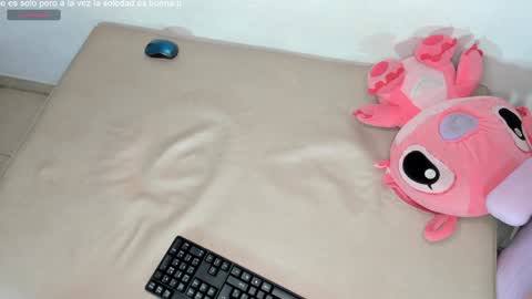 Jenelotizz online show from 12-15-24, 06:04